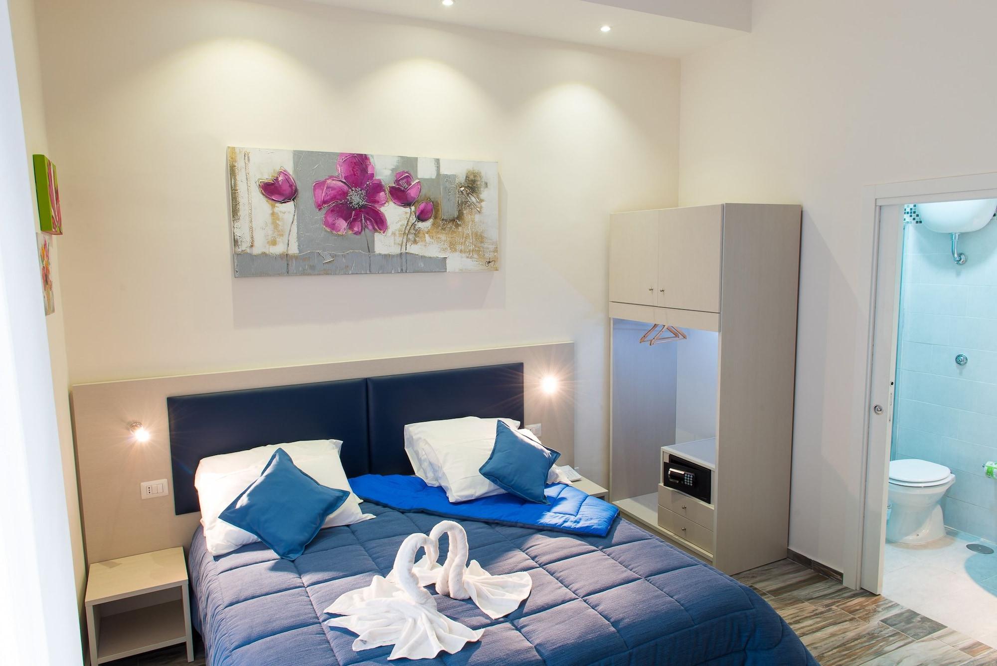 Guest house Napoli's Gold 3*