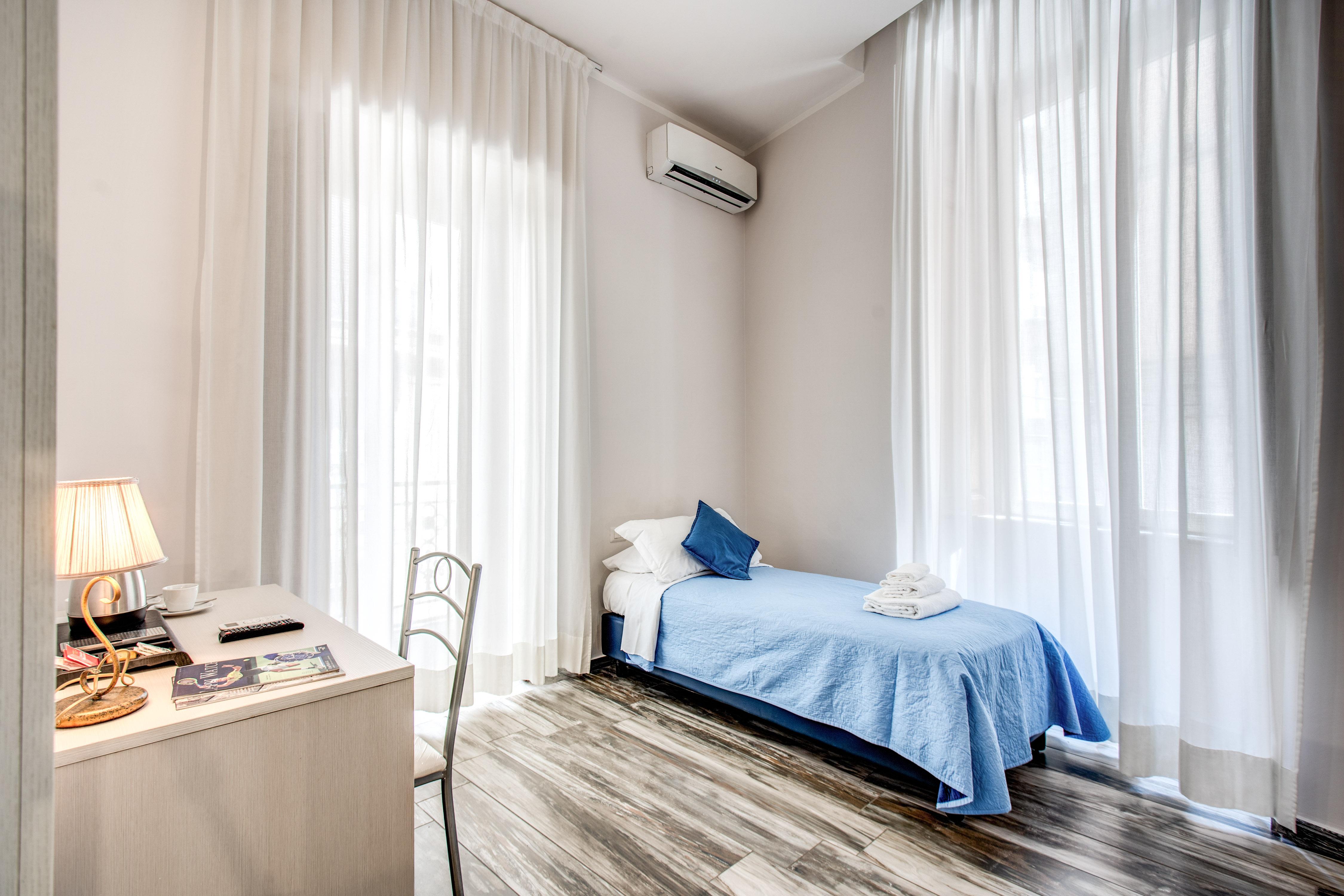 Napoli's Gold Guest house